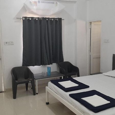 Hotel Gulati Suites Washim المظهر الخارجي الصورة